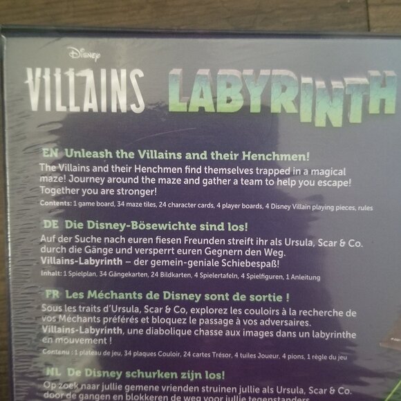Ravensburger Labyrinth Game Disney Villains - Picture 3 of 4